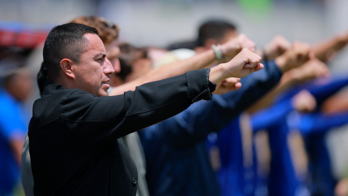 Efraín Juárez recibe el respaldo del presidente de Pumas (Reuters)