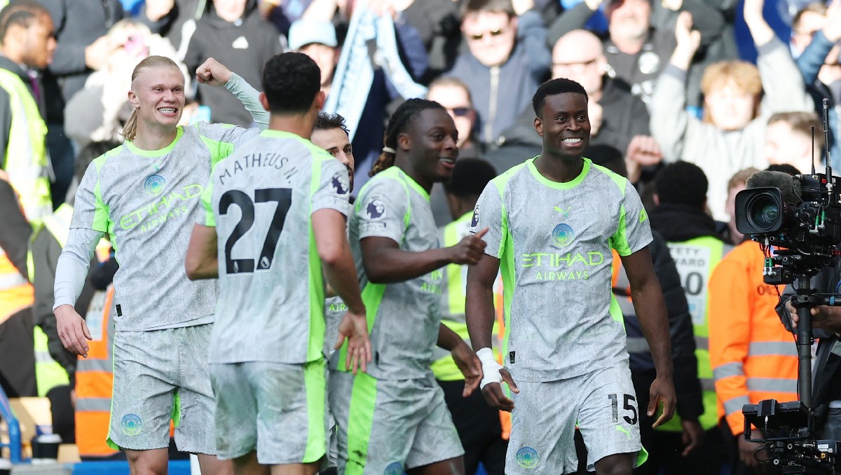 Manchester City aprieta la lucha por el título de la Premier League con goleada al Chelsea (Reuters)