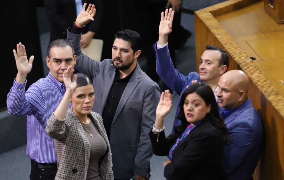 Carlos de la Fuente, coordinador del PAN, calificó de "ideal" la alternativa de ver los distintos temas en un solo bloque. | Luis Guerra