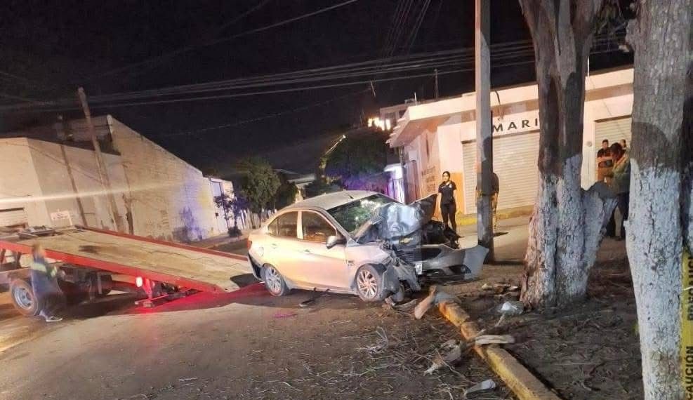 Joven muere al chocar su auto en Matamoros | Especial