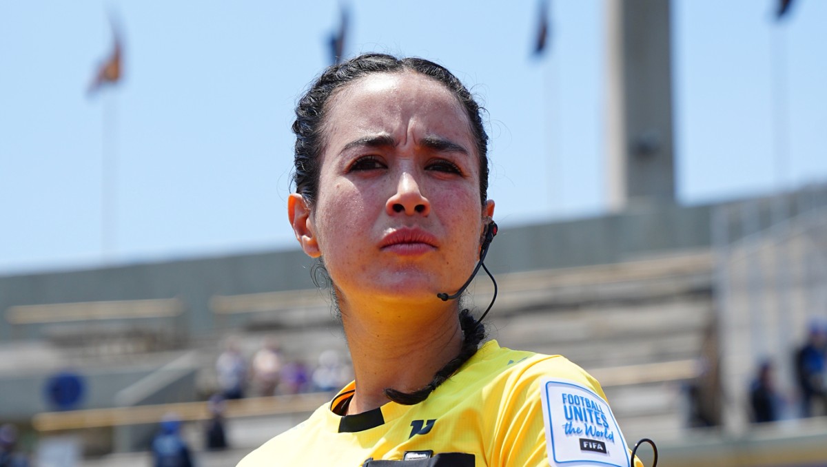 Katia Itzel lanza contundente mensaje tras críticas durante el Pumas vs Mazatlán (Imago7)