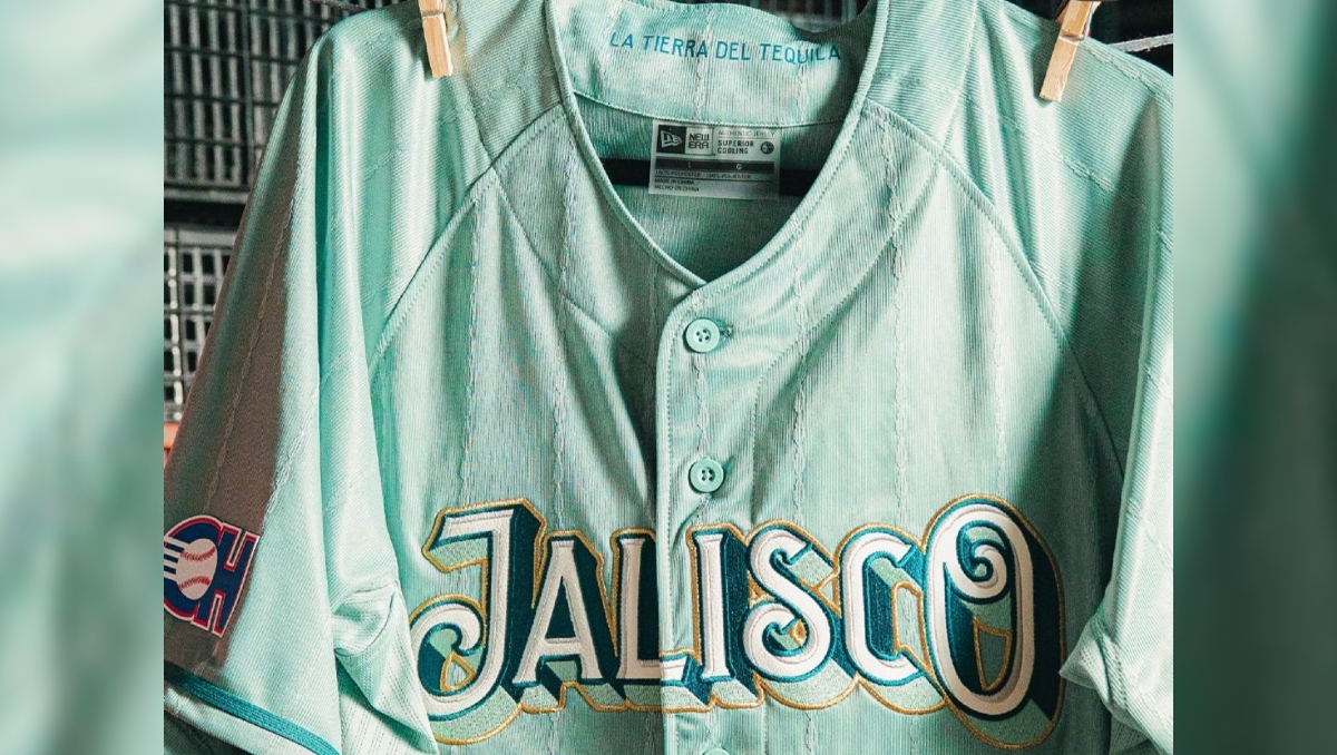 La novena jalisciense homenajea al Tequila con sus uniformes para la temporada 2026 de LMB (Foto: Cortesía New Era)