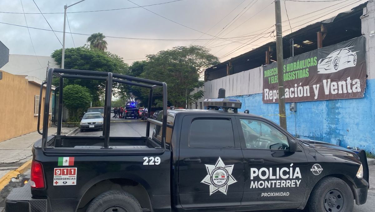 Policías municipales y Protección Civil acordonaron el perímetro | Erik Solheim Rocha