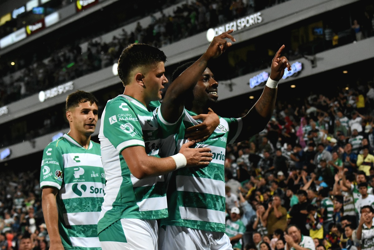 Club Santos Laguna. | Roberto Amaya