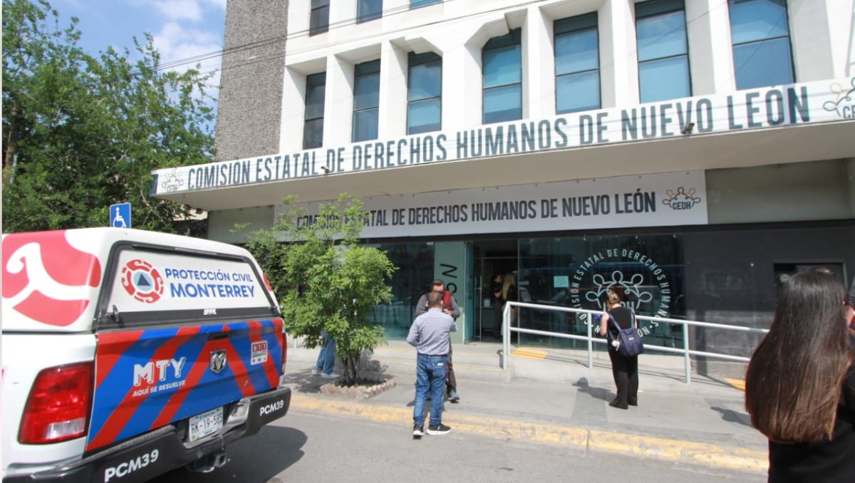Desalojan CEDH por presunta amenaza de bomba en Nuevo León | Luis Guerra