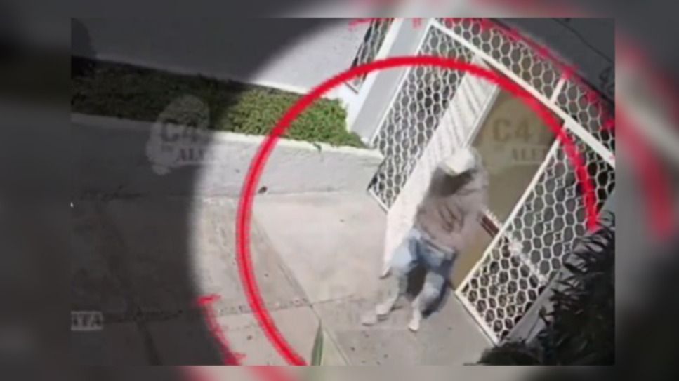 Los hechos quedaron grabados por cámaras de seguridad. (Foto: especial)