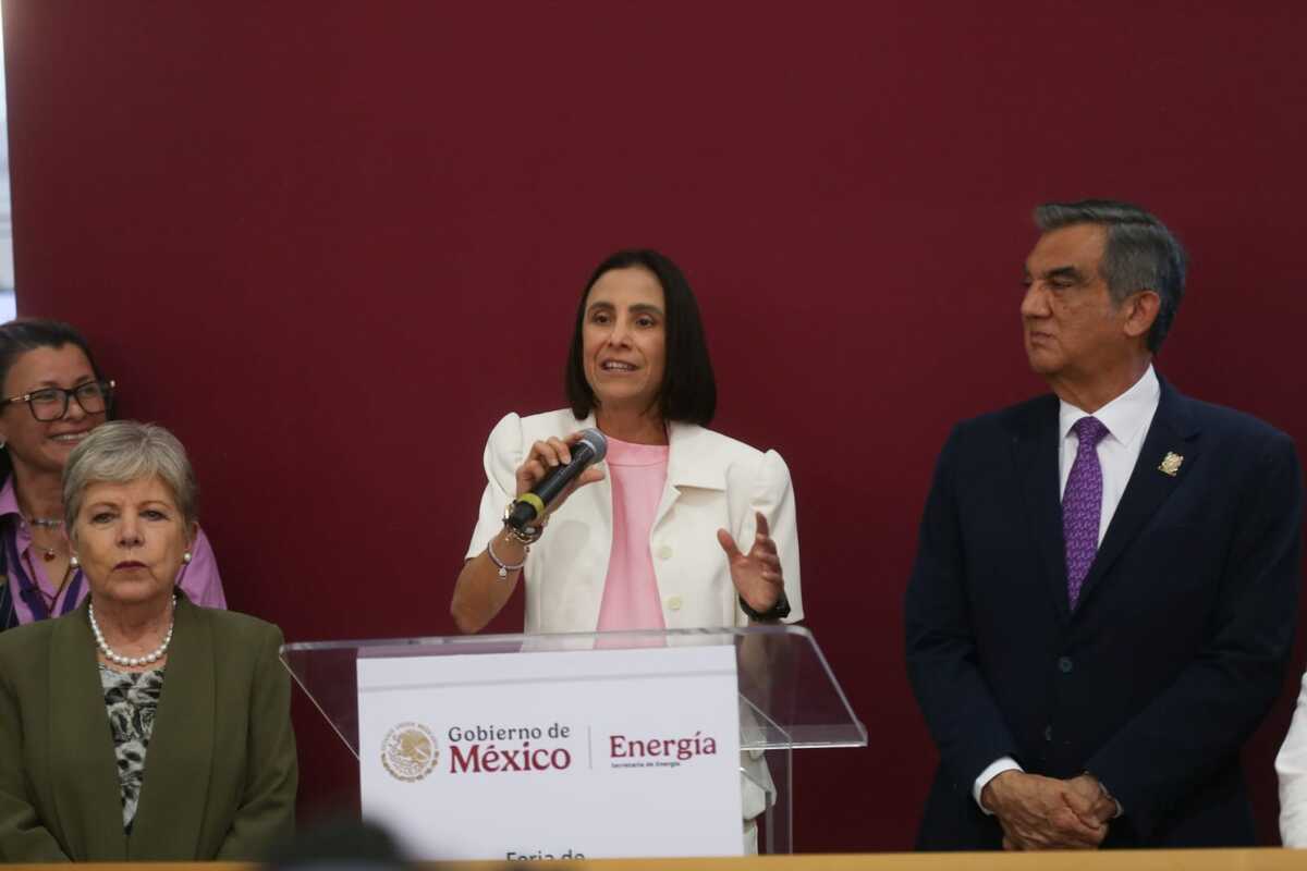 Luz Elena González, secretaria de energía | Aracel Lopéz