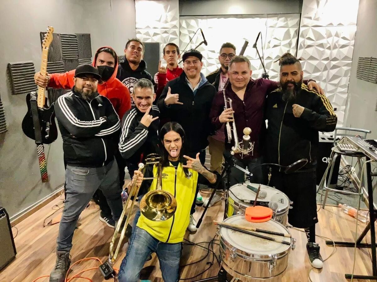 En Saltillo, Radio Revuelta celebra 20 años con regreso a los escenarios. | Especial