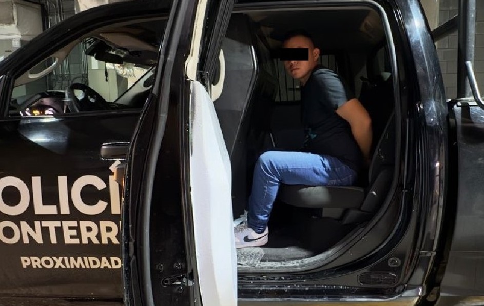 El sospechoso, identificado como Teófilo “N”, fue detectado a través de las cámaras de seguridad del edificio. | Fernanda Pérez