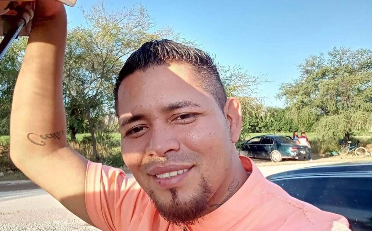 Familiares confirman muerte de taxista que recibió descarga eléctrica en Torreón. | Foto: Especial