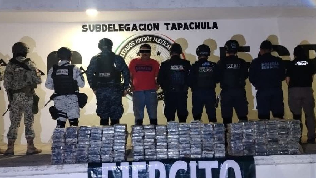 La droga esta escondida en un carro. | Especial