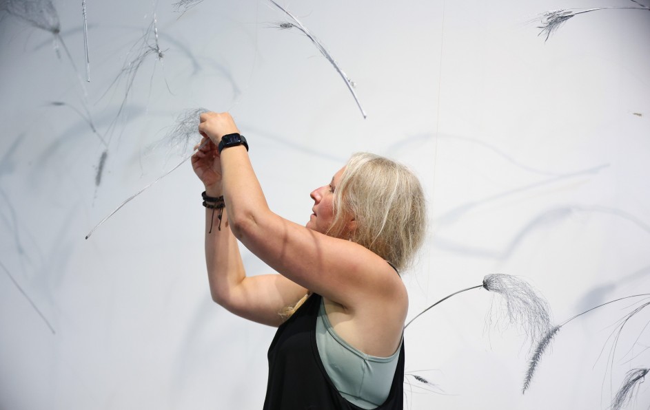 La muestra abrirá sus puertas al público este jueves 16 de abril en la Nave Generadores del Centro de las Artes. | Jorge López