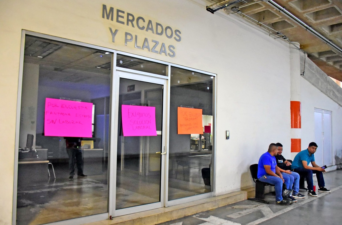 Trabajadores denuncian que fueron retirados de funciones sin explicación.| Roberto Amaya.