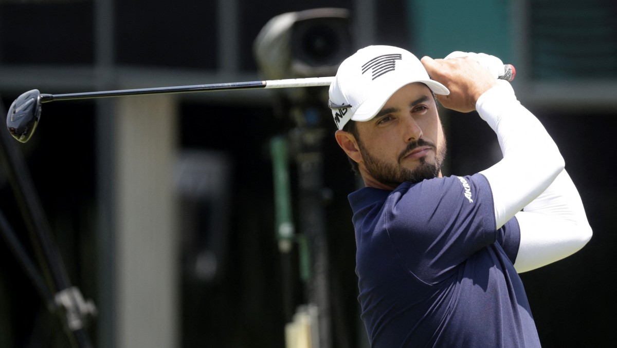 Abraham Ancer tuvo +2 y se colocó en el lugar 39 en el Día 1 del LIV Golf México (Reuters)
