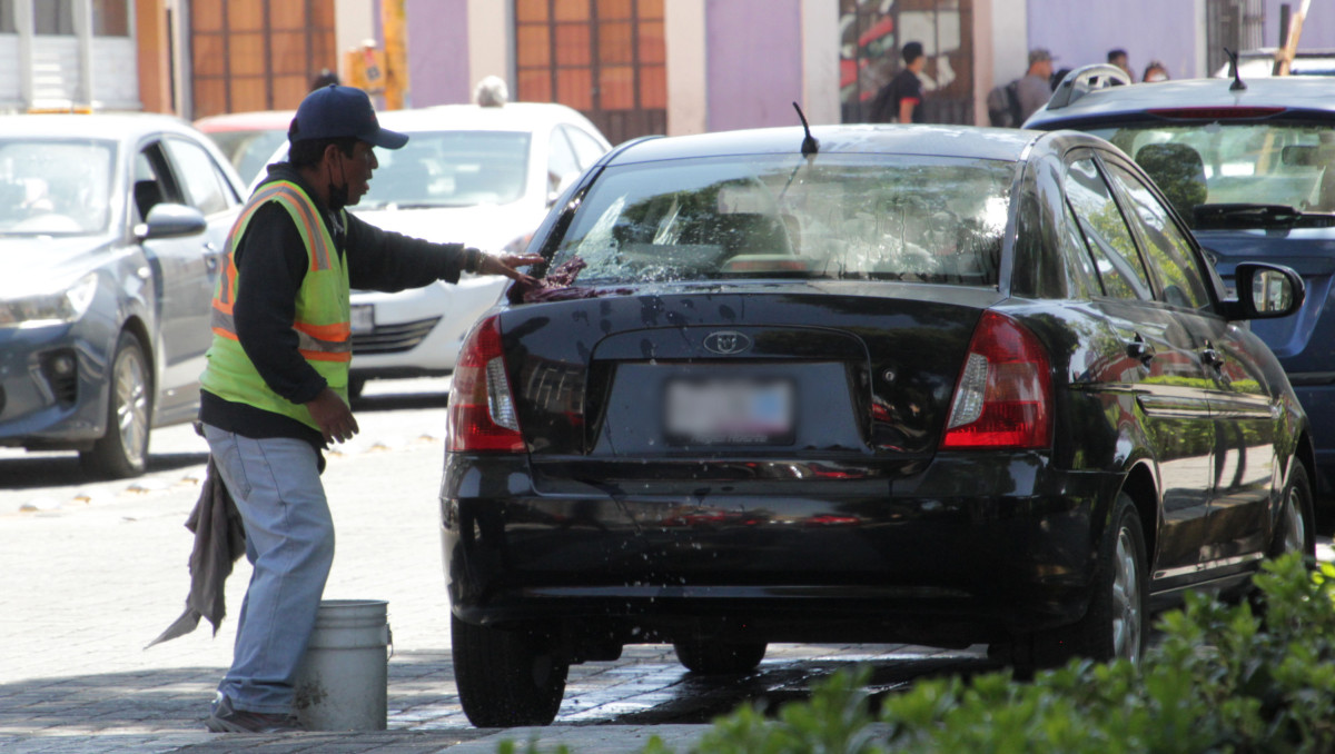 Aspectos de franeleros en Puebla | Agencia Es Imagen