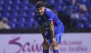 Nicolás Ibáñez tuvo que salir de cambio ante América debido a una lesión, y ahora Cruz Azul ha informado la gravedad y el estado del futbolista