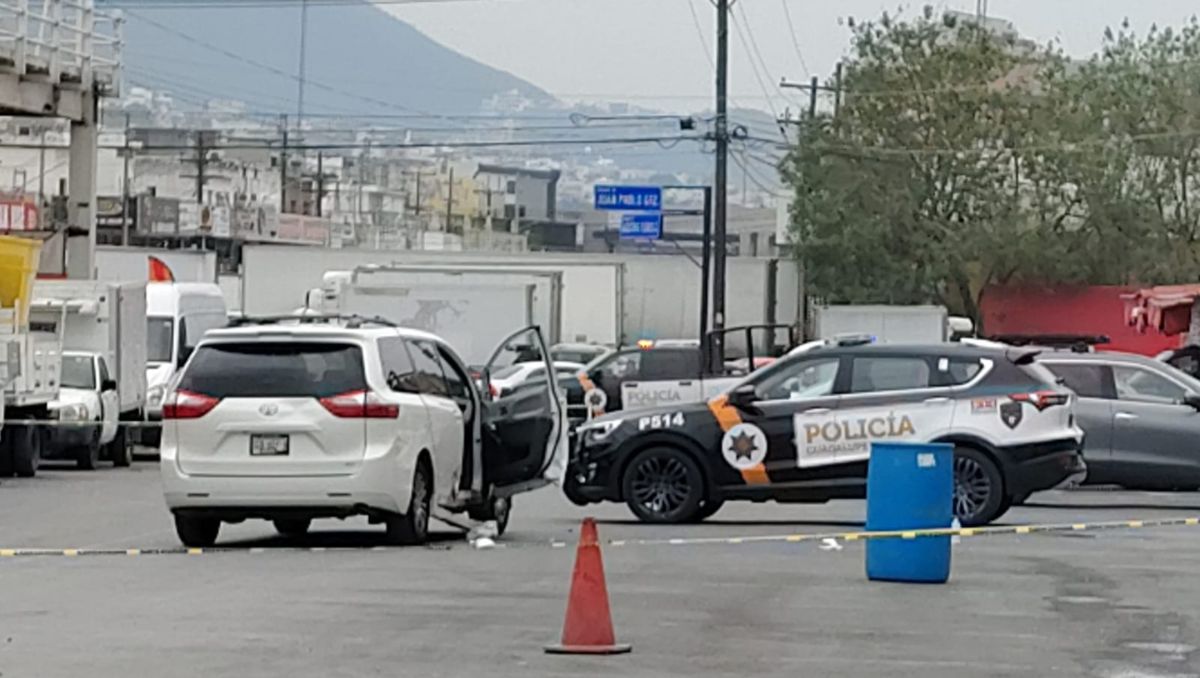 Los dos hombres fueron detenidos luego de intentar vender mercancía robada | Agustín Martínez