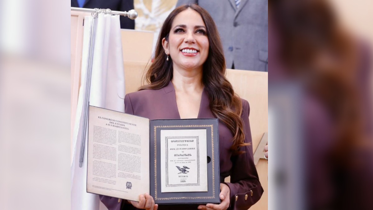 Libia Dennise junto con el Congreso del Estado celebran el bicentenario de Primera Constitución Política del Estado de Guanajuato | Foto Especial