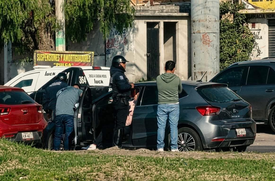 Mujer entró en labor de parto sobre la México-Pachuca