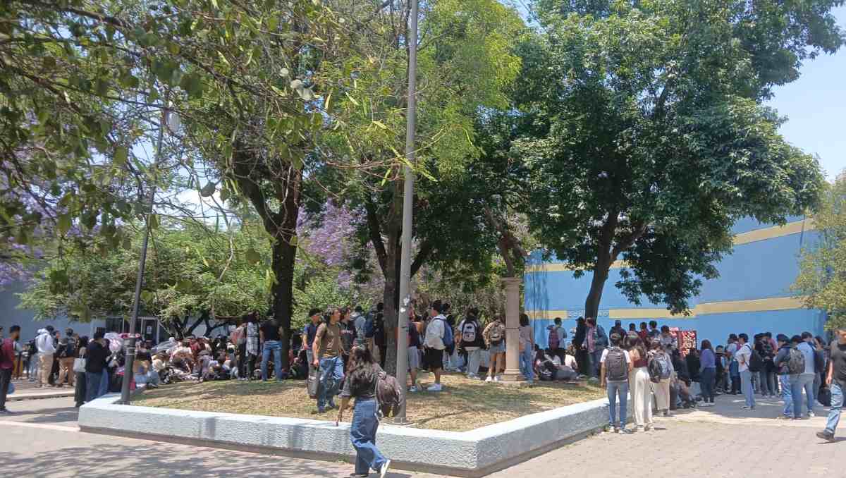 Solicitaron mayor seguridad en las colonias aledañas, el mejoramiento de las vialidades cercanas al plantel. | Foto: Carlos Zaid