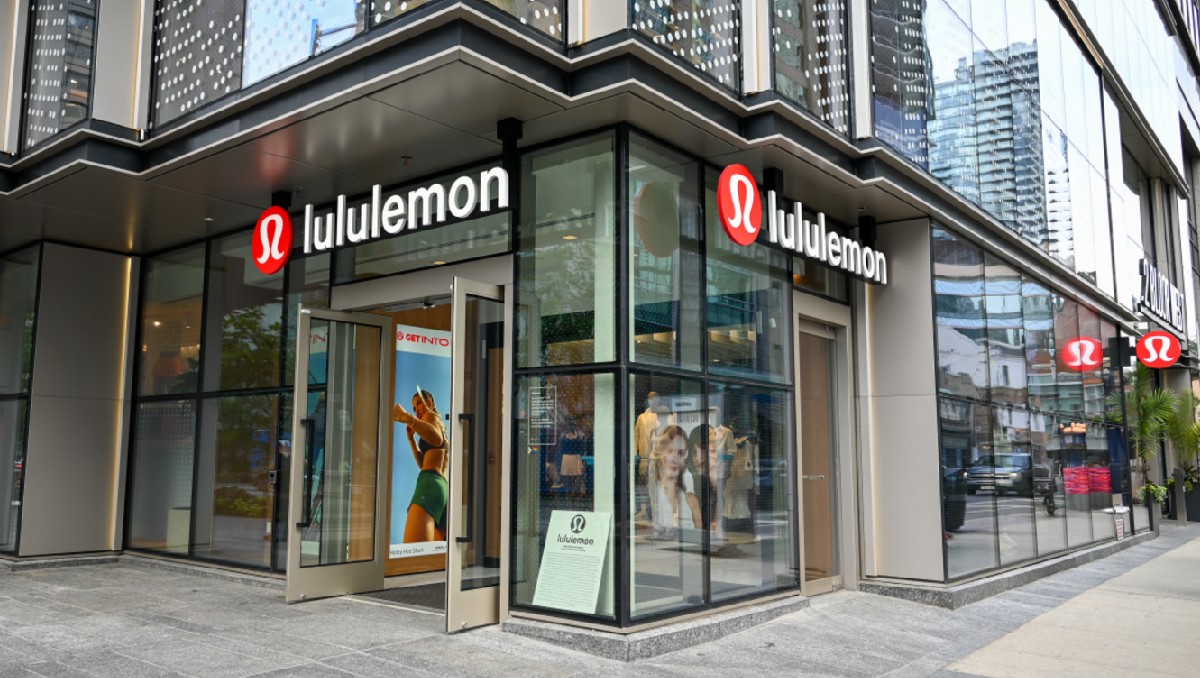 Qué vende Lululemon y por qué enfrenta acusaciones de engaño | ESPECIAL