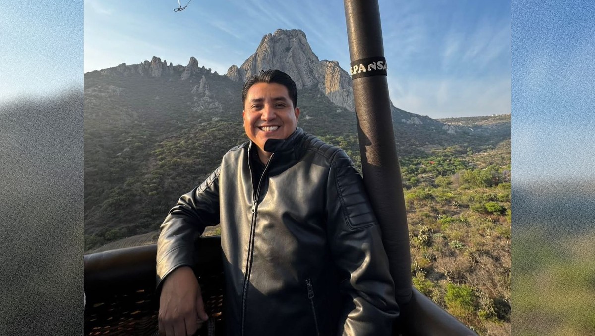 El alcalde queretano sobrevolaba en globo aerostático por la Peña de Bernal. | Foto: Especial