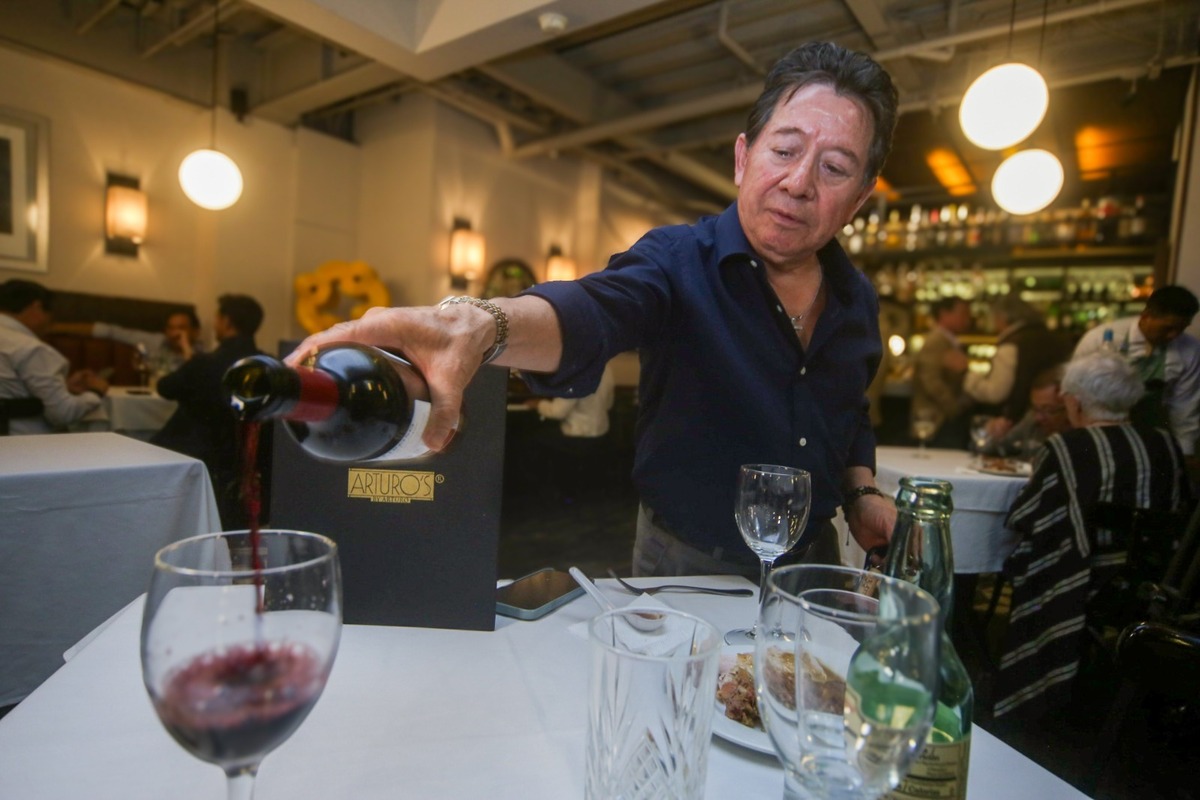 Arturo Cervantes está iniciando una nueva etapa con su restaurante que ha vuelto a la colonia  Condesa / Araceli López
