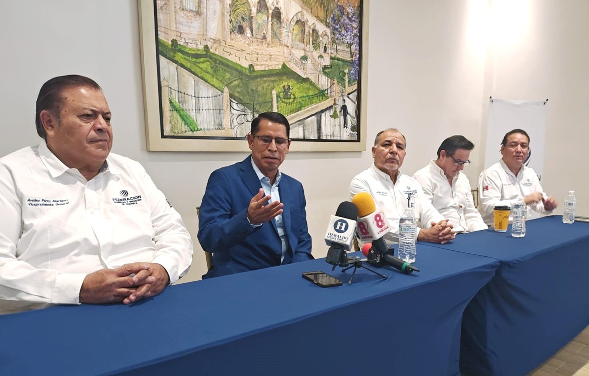 Comunidad Cristiana de México A.C. y Federación de Comerciantes y Servicios del Estado de Coahuila se unen contra adicciones | Roberto Amaya