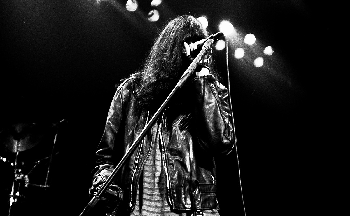 Joey Ramone, vocalista de Ramones. (Wikimedia Commons)