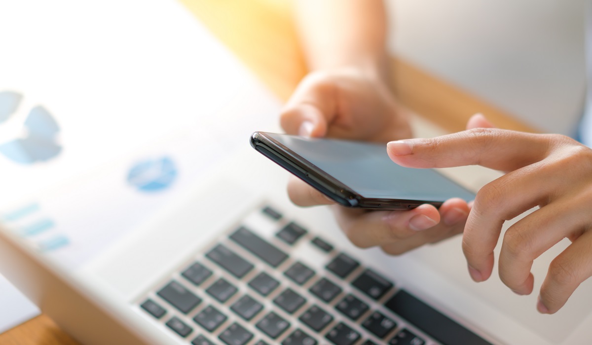 La tecnología puede ayudar en la organización de tareas. (freepik.es)