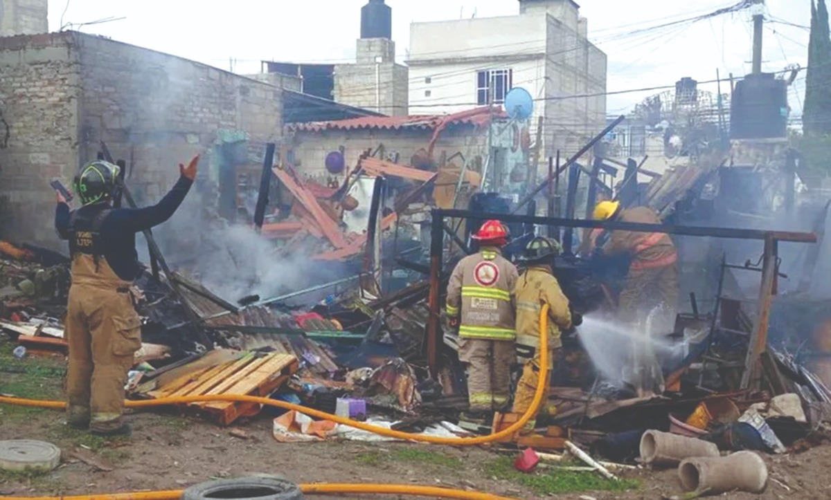 Los mercados son los principales puntos de comercialización de artificios. ESPECIAL