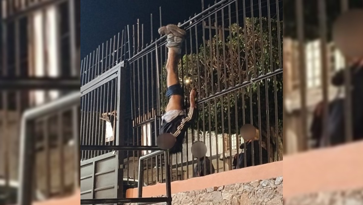 A unos metros, algunas personas observaron la escena sin poder intervenir de inmediato. | Redes Sociales.