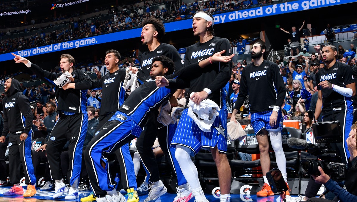 Orlando Magic se metió a los playoffs de la NBA tras vencer a Charlotte Hornets (AFP)