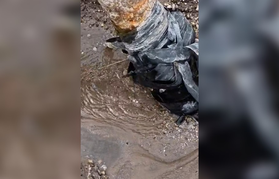 Pobladores  de San Pedro señalan que Simas arregla las fugas con materiales que no tardan en ceder | Damián Ramírez