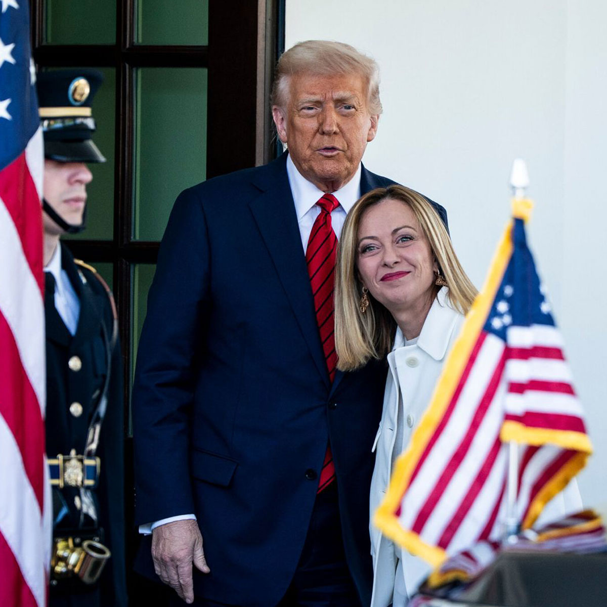 Lo que fue alianza estratégica hoy es confrontación: Giorgia Meloni toma distancia de Donald Trump en un momento clave de su carrera