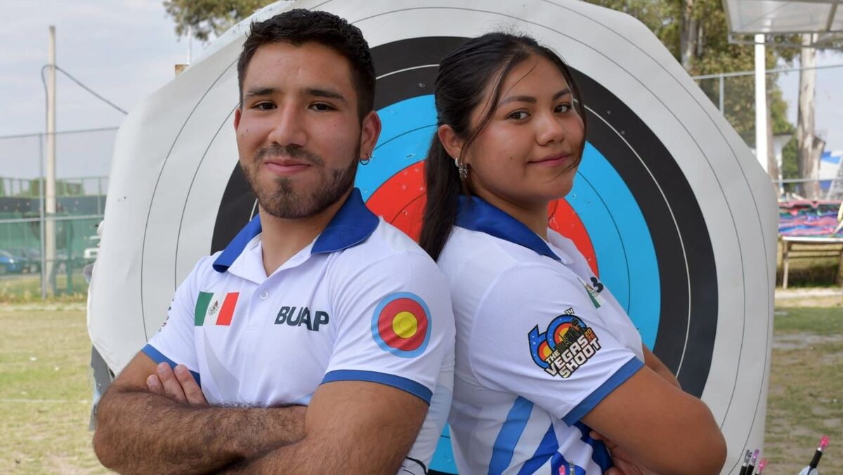 Andrea Ximena Pérez Martínez y Fernando Castellanos Lara, atletas de la Benemérita Universidad Autónoma de Puebla | Especial