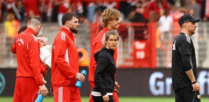 Marie-Louise Eta dirigió su primer partido al frente del Unión Berlín en la derrota por 2-1 ante Wolfsburgo