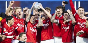 El AZ Alkmaar de Mateo Chávez pone fin a sequía de trece años y conquista la Copa de Países Bajos.