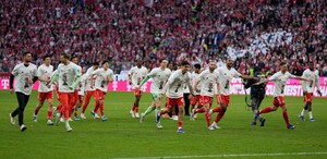 Bayern Múnich golea al Stuttgart y conquista su trigésimo quinta Bundesliga.
