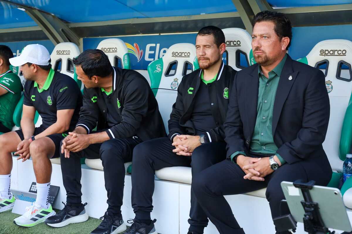 Tras la derrota ante Atlas, el técnico defendió a su plantel y aseguró que hay mejoría en el funcionamiento.| Verónica Rivera.