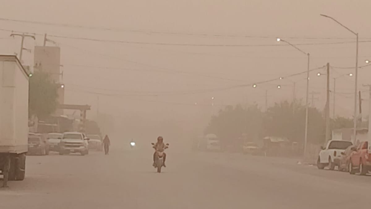 Ante los pronósticos, los sampetrinos cerraron puertas y ventanas, quitaron la ropa de los tendederos y tomaron otras precauciones. | Especial