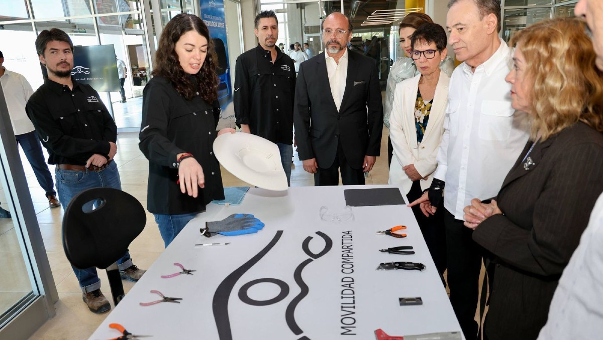 Durazo profesionaliza a sonorenses con Microsoft. | Especial