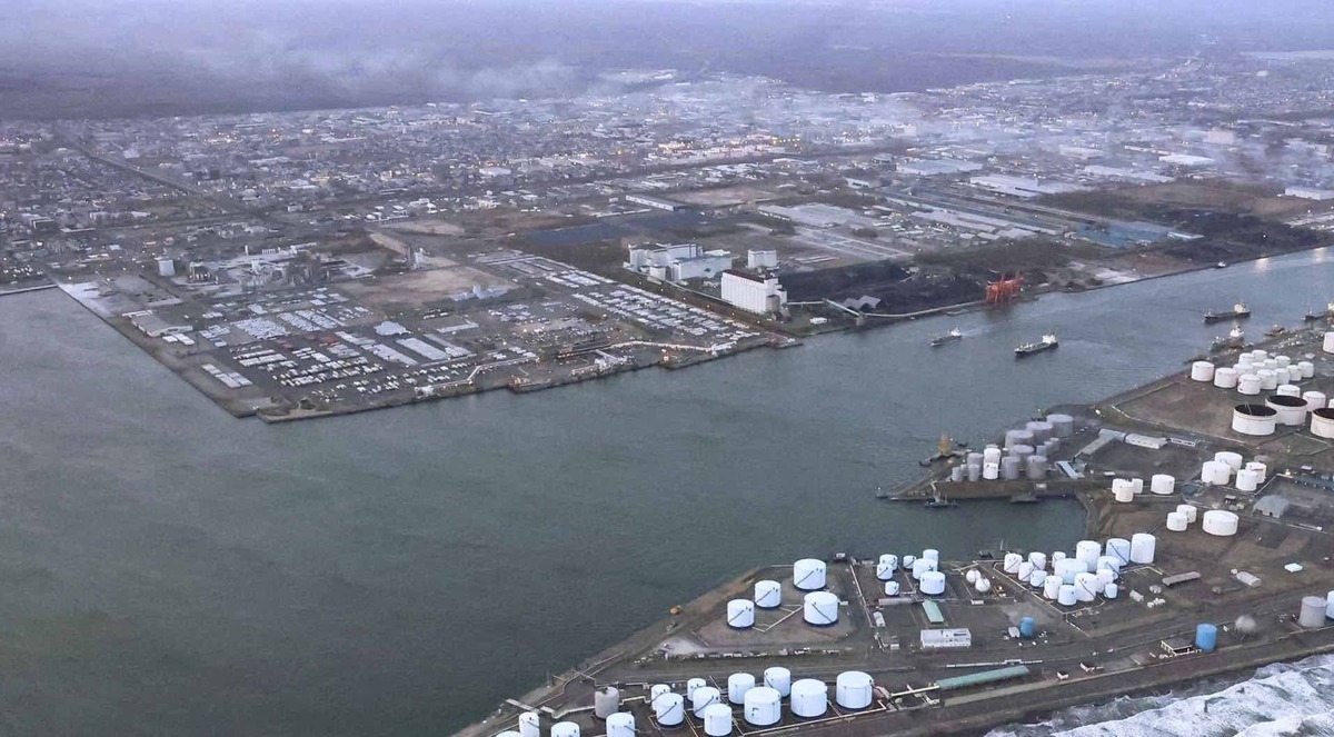 Japón tiene alerta de tsunami. | Reuters