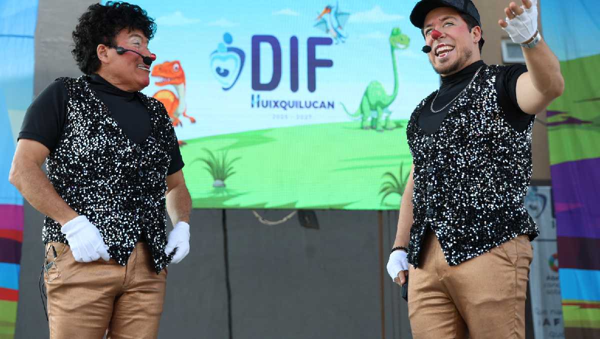 Lagrimita y Costel ofrecieron un show estelar en Huixquilucan ante más de 30 mil asistentes para celebrar el Día del Niño. Foto: (Especial)