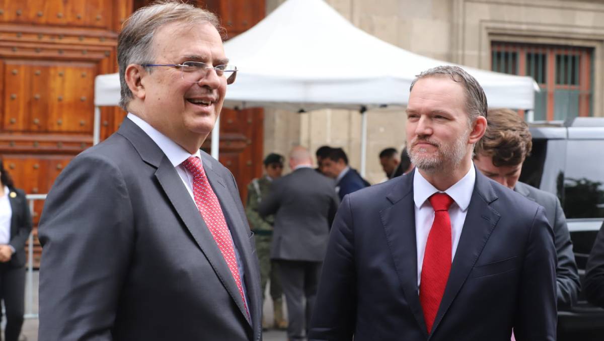 Llegada a palacio nacional de Ebrad y Jamieson Greer. | Foto: Javier Ríos