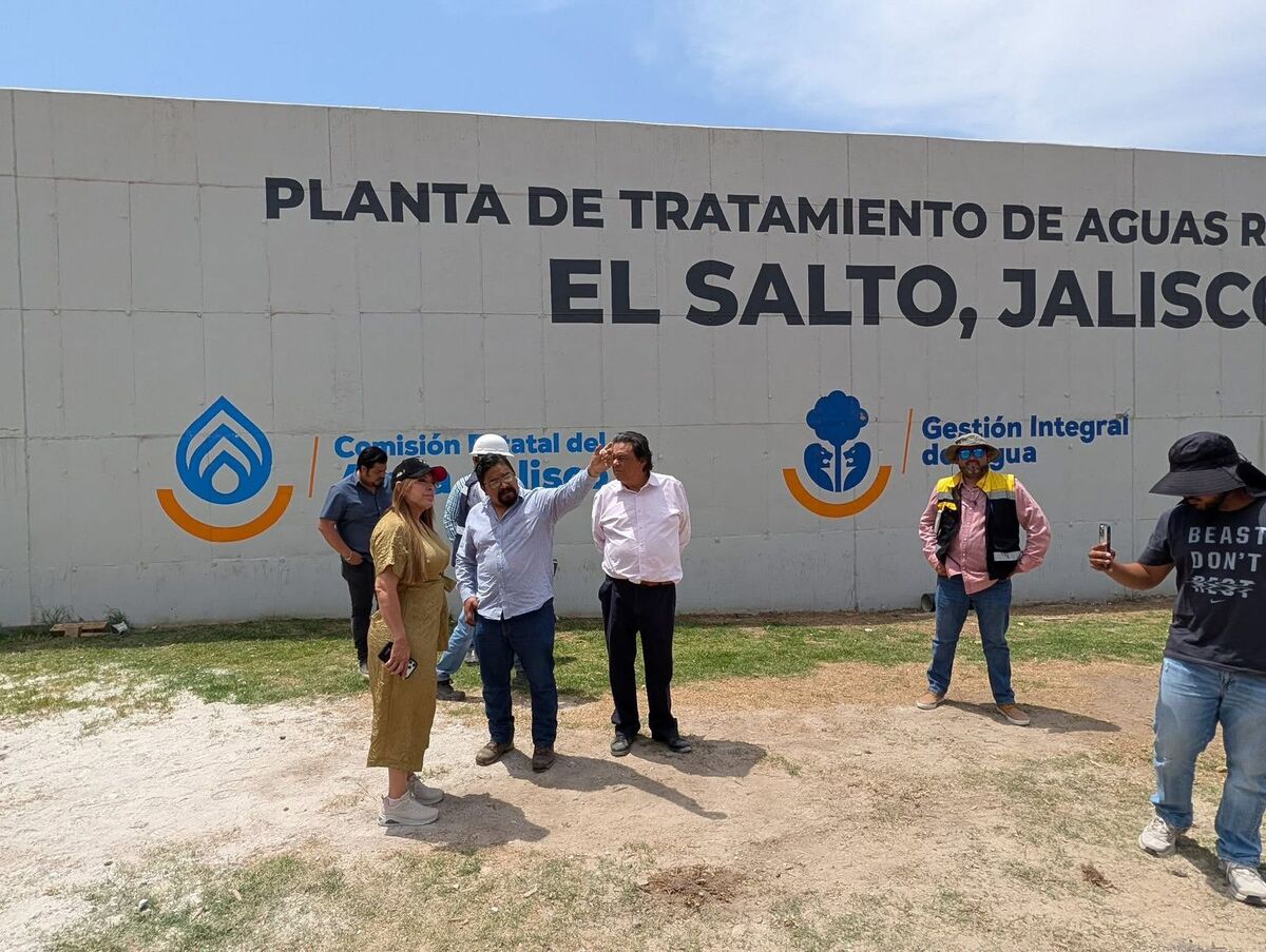 Hicieron un recorrido pare revisar avances de la ampliación de la planta de tratamiento de saneamiento. (Cortesía)