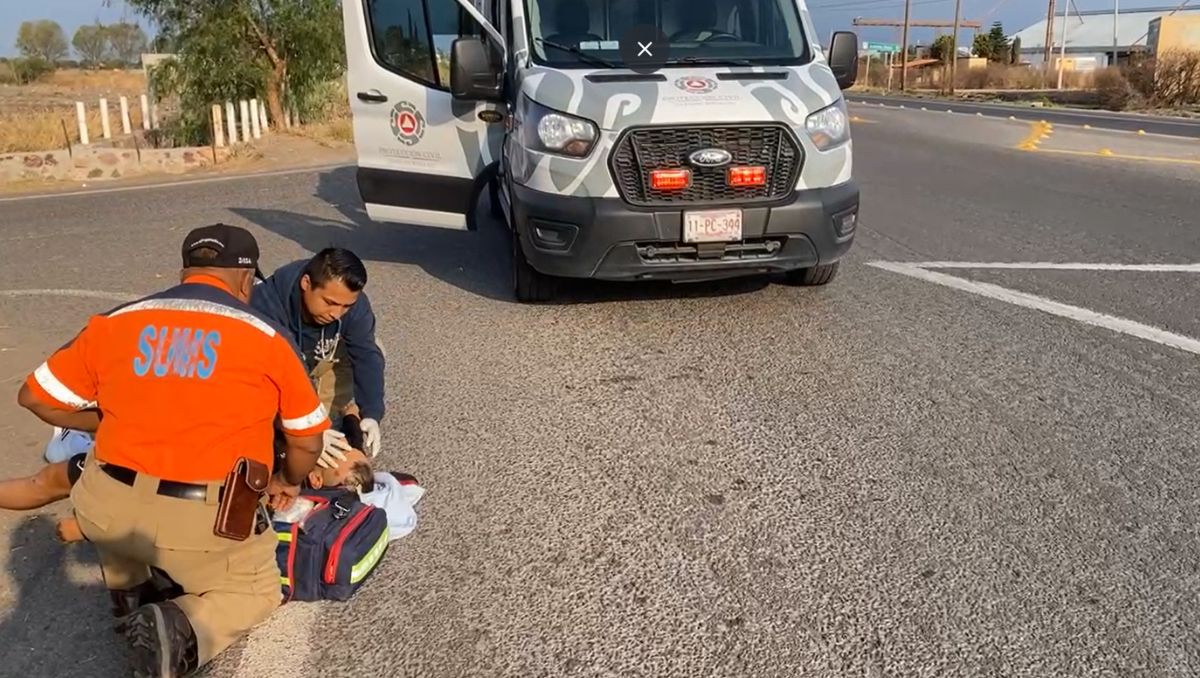 Reportero es presuntamente es agredido por elementos de la FGE
