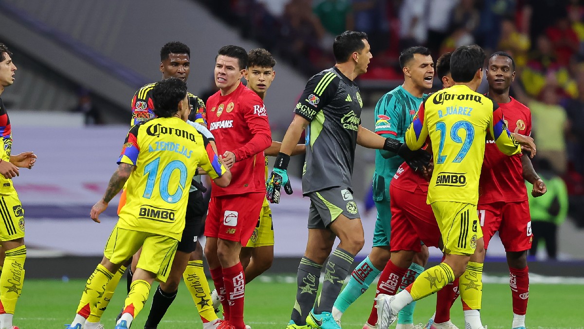 Revelan castigos por pelea de América y Toluca en el Estadio Banorte (Imago7)