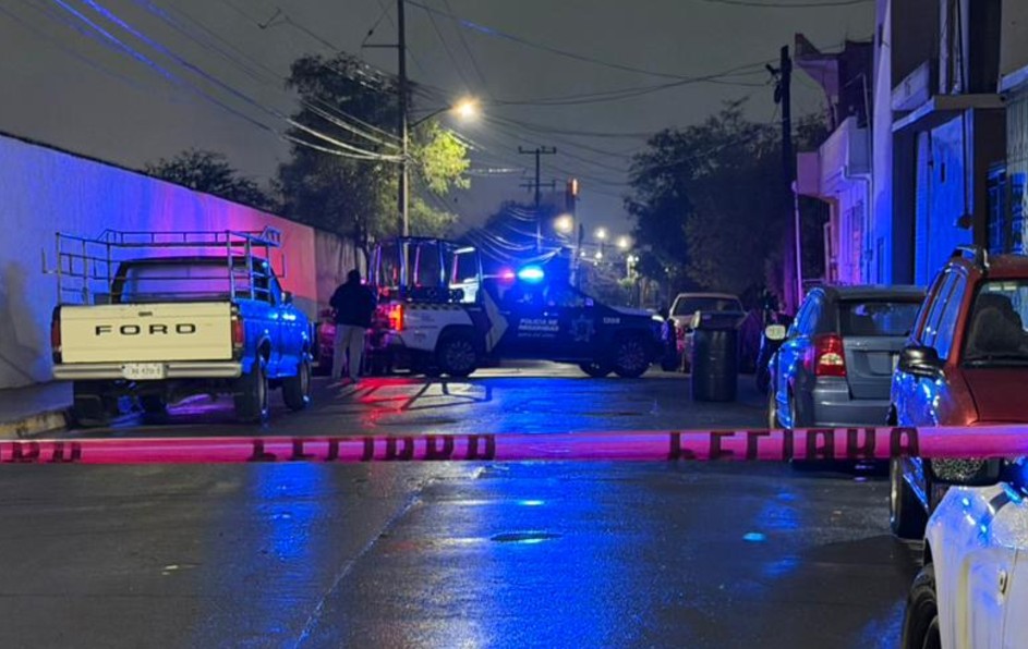 Elementos de seguridad se movilizaron a la colonia Santa Magdalena tras el reporte de al menos seis detonaciones de arma de fuego. | Fernanda Pérez