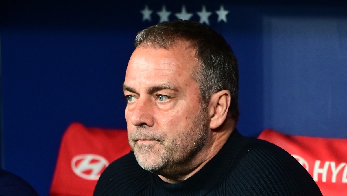 Hansi Flick mencionó que quiere renovar su contrato con el Barcelona (Reuters)